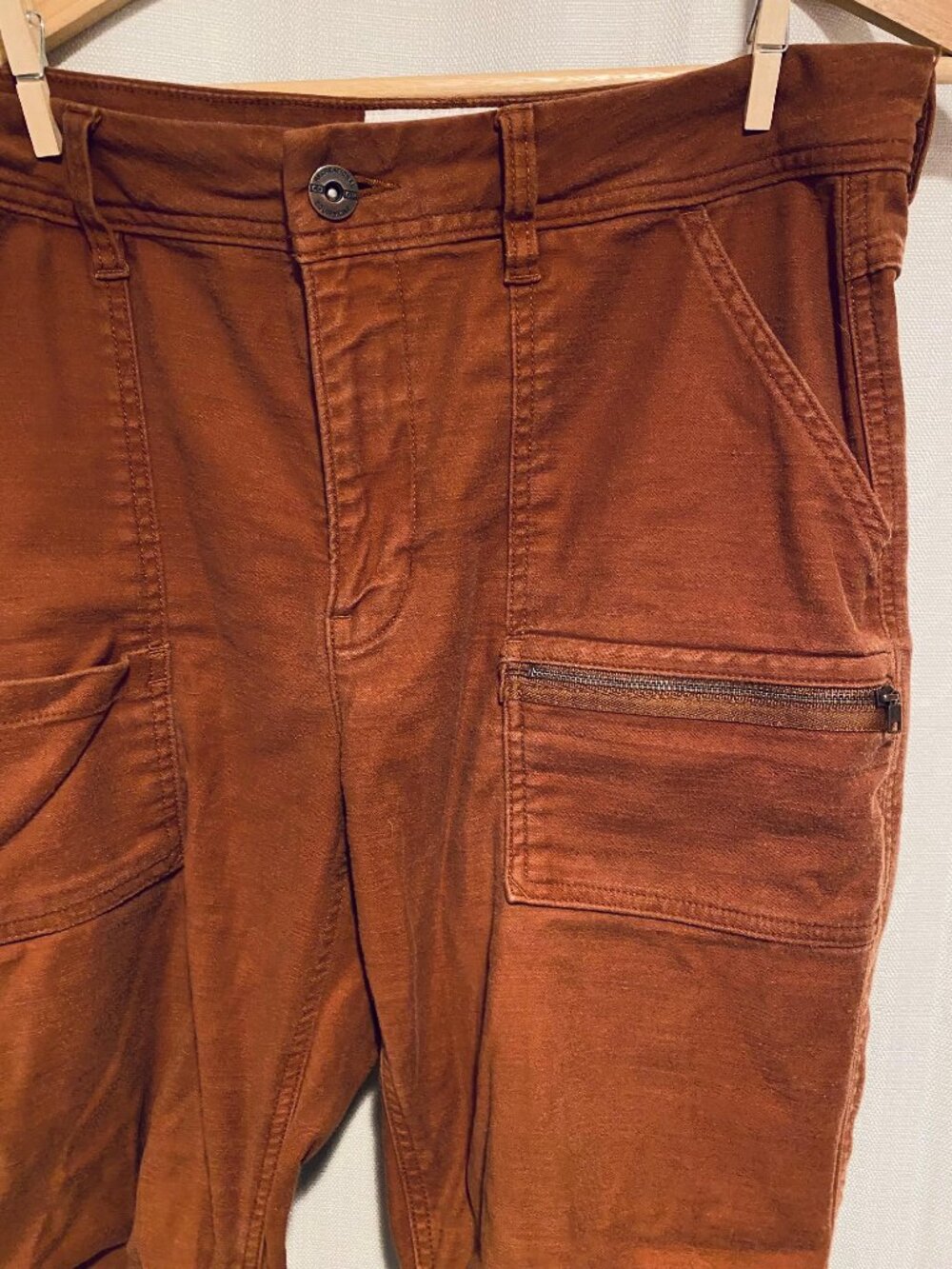 Two (2) pairs of REI Trailsmith Joggers Size 10 - Picture 8 of 16